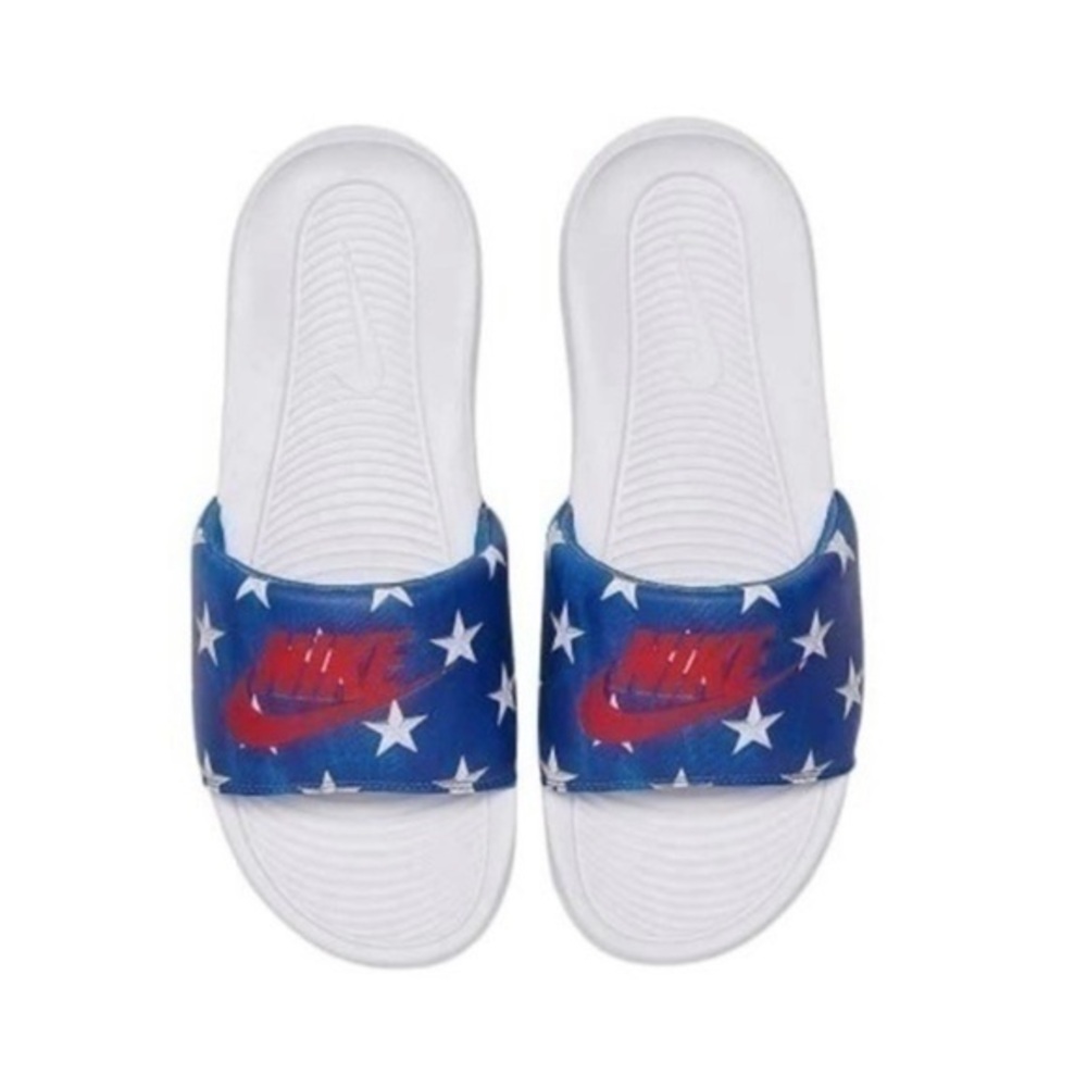 NWT. NIKE Women’s Slide Sandals